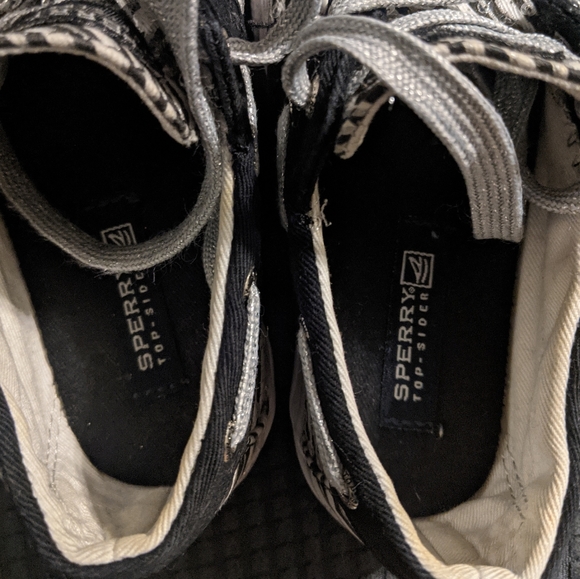 Girls Zebra Print Glitter Boat Shoes - Picture 6 of 7